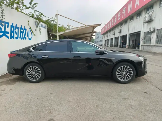 Buick LaCrosse — Фото автомобиля 3
