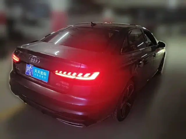 Audi A4L — Фото автомобиля 2