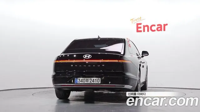 Hyundai Grandeur GN7 — Фото автомобиля 4
