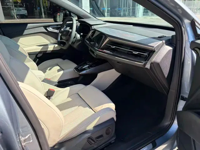 Audi Q4 e-tron — Фото автомобиля 13