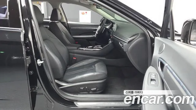 Hyundai Sonata — Фото автомобиля 17