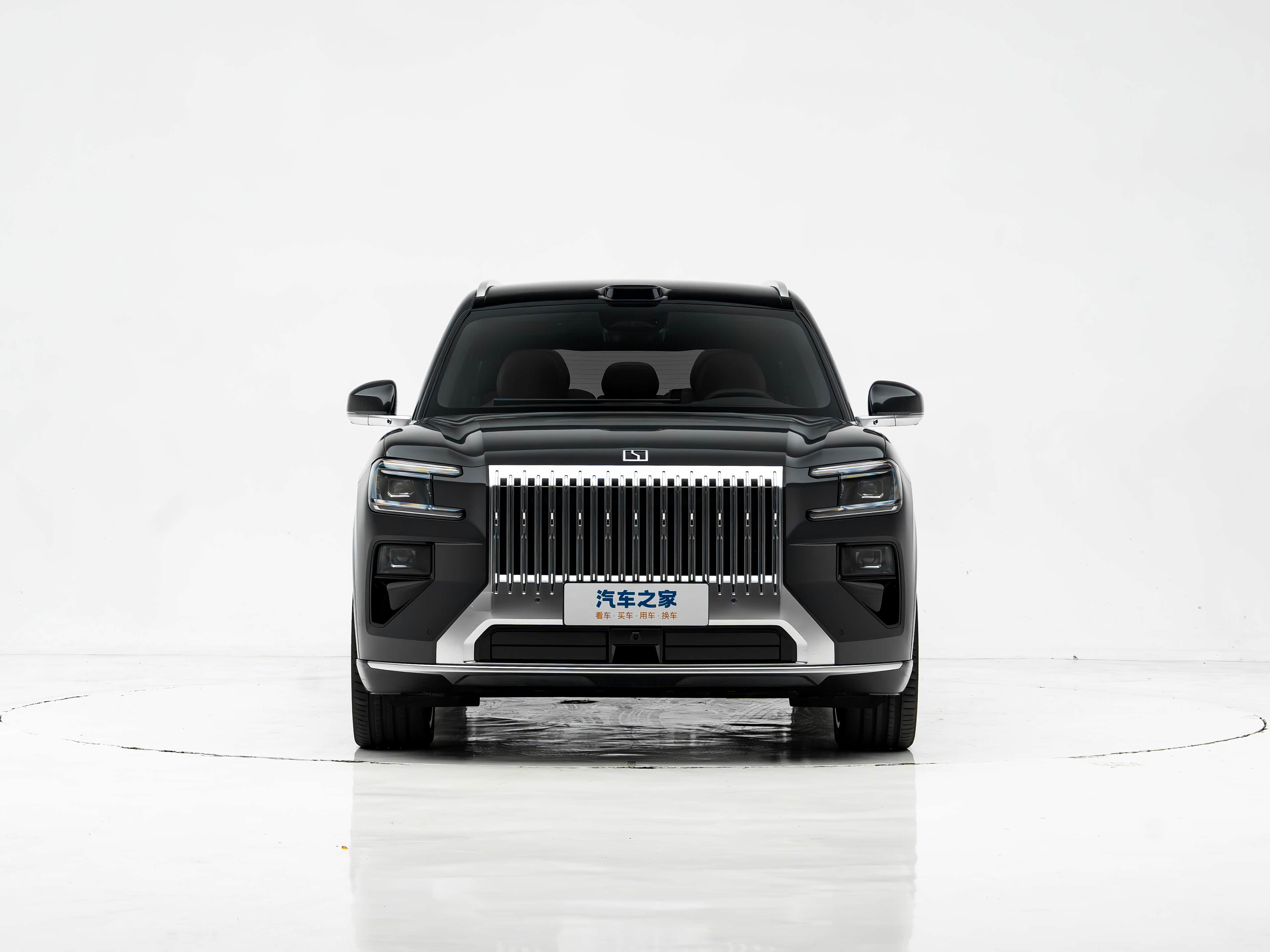 ZEEKR 8X ULTRA + — Фото автомобиля 4