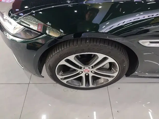 Jaguar XEL — Фото автомобиля 22