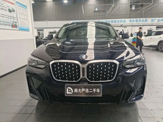 BMW BMW X4 2022 xDrive 30i M Sport Package — Фото автомобиля 6