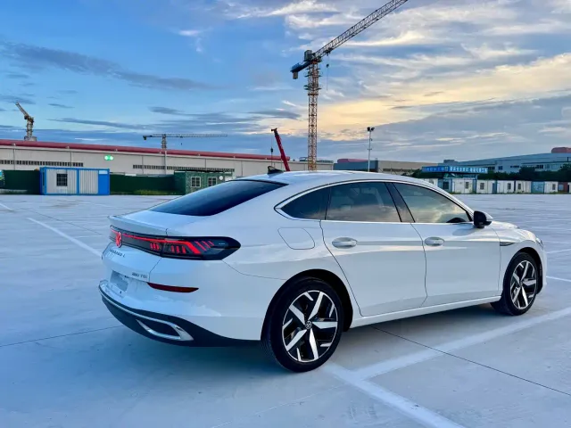 Volkswagen Lamando — Фото автомобиля 5