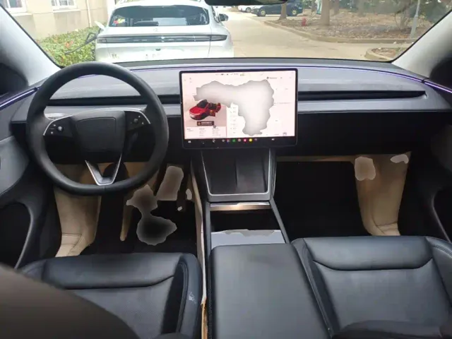 Tesla Model Y — Фото автомобиля 9