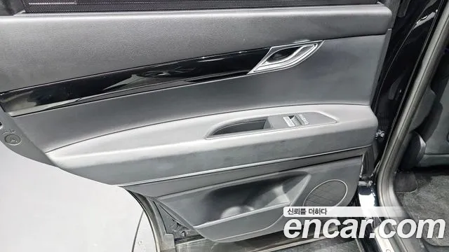 Genesis GV80 — Фото автомобиля 14