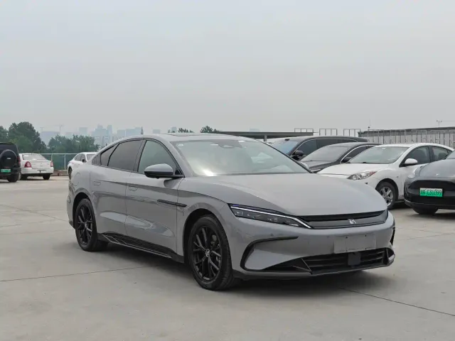 BYD Han — Фото автомобиля 3