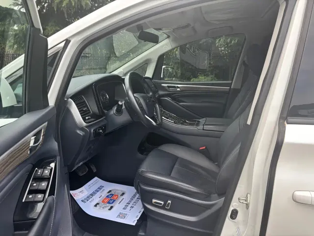 GAC Trumpchi M8 — Фото автомобиля 6