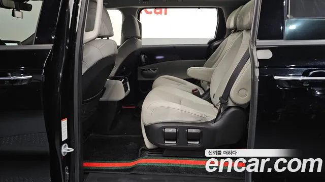 Kia Carnival 4th Gen — Фото автомобиля 26