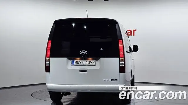 Hyundai Staria Staria Карго 3 места — Фото автомобиля 4