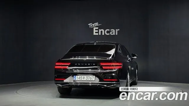 Genesis G80 Бензин 2.5 турбо AWD — Фото автомобиля 4