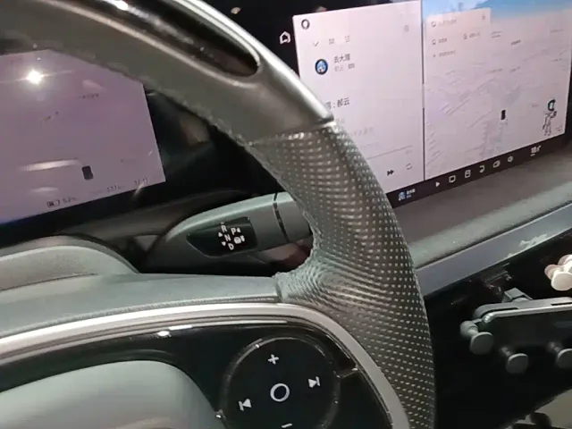 Xpeng P7 — Фото автомобиля 13
