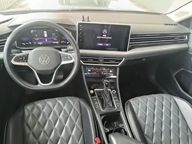 Volkswagen Sagitar — Фото автомобиля 9