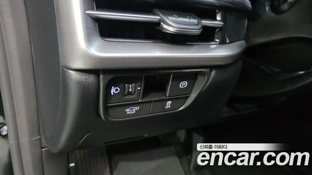 Hyundai Grandeur GN7 — Фото автомобиля 18
