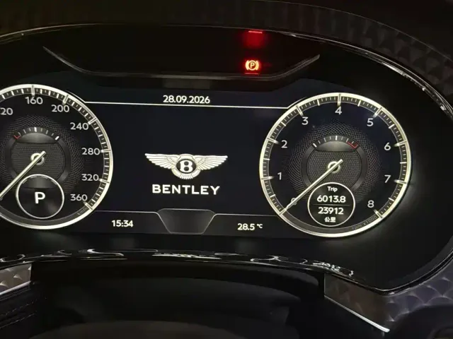 Bentley Continental — Фото автомобиля 7