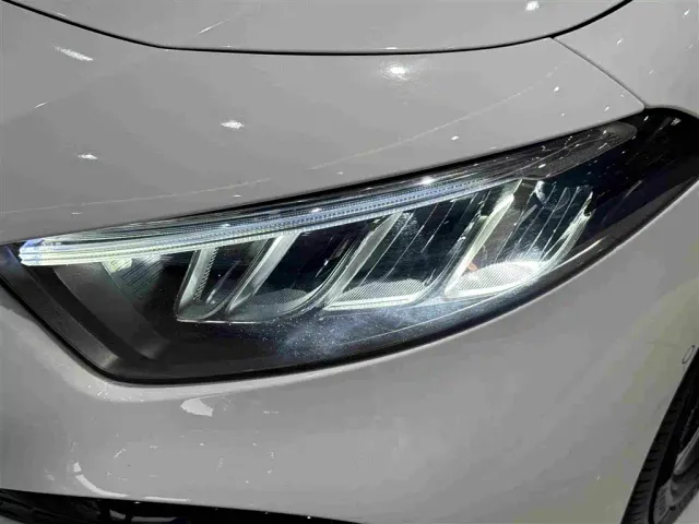 Mercedes-Benz A-Class — Фото автомобиля 7