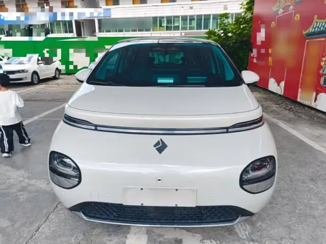 Baojun Cloud — Фото автомобиля 2