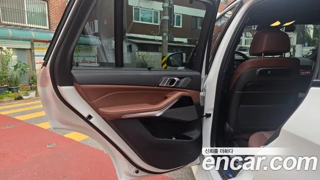 BMW X5 — Фото автомобиля 11