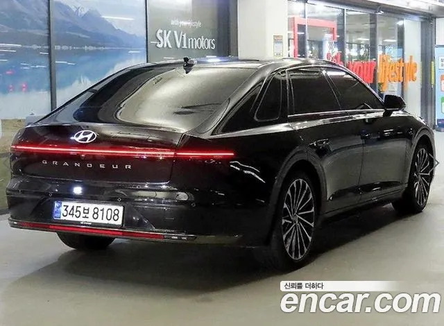 Hyundai Grandeur GN7 — Фото автомобиля 3