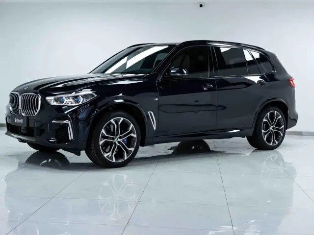 Фотография автомобиля — BMW X5