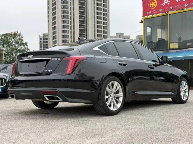 Cadillac CT5 — Фото автомобиля 9