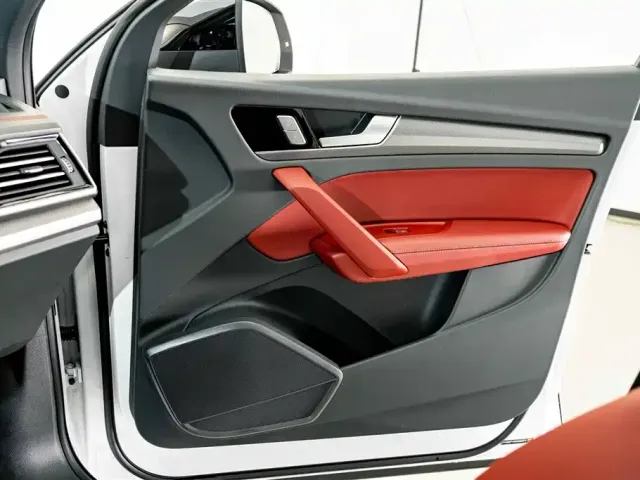 Audi Audi Q5L 2024 Model 40 TFSI Luxury Dynamic — Фото автомобиля 15