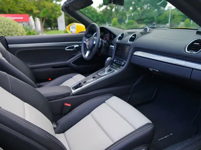 Porsche 718 — Фото автомобиля 6