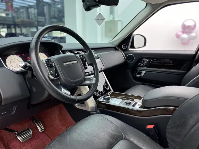 Land Rover Range Rover — Фото автомобиля 28