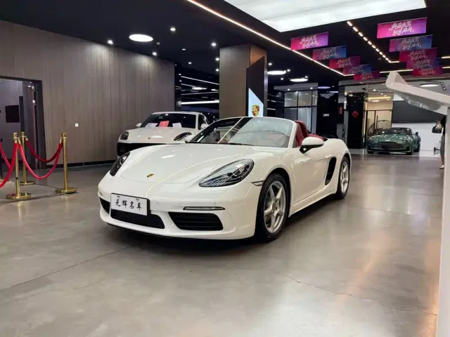 Фотография автомобиля — Porsche 718