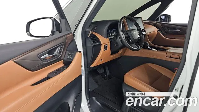 Toyota Alphard — Фото автомобиля 10