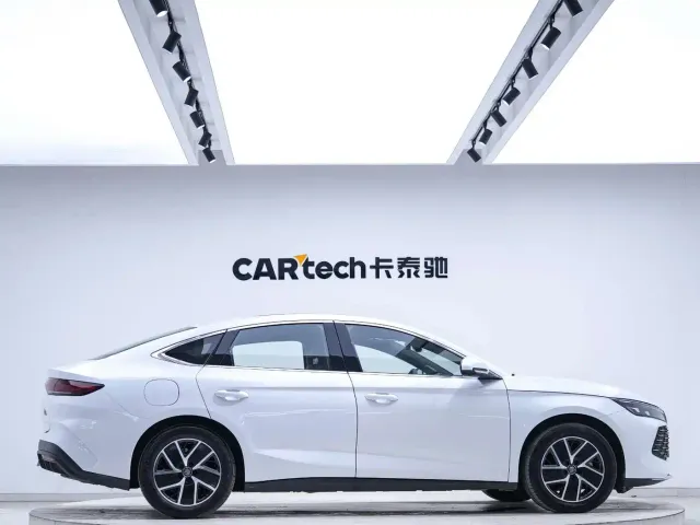 BYD Qin L — Фото автомобиля 5