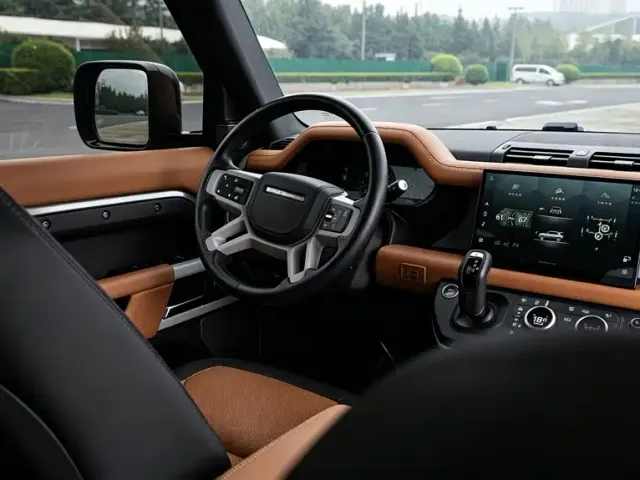 Land Rover Defender — Фото автомобиля 22