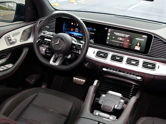 Mercedes-Benz GLE-Class AMG — Фото автомобиля 11