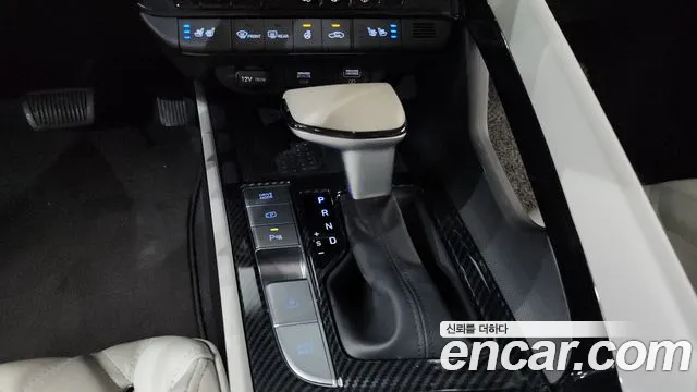 Hyundai Avante CN7 — Фото автомобиля 9