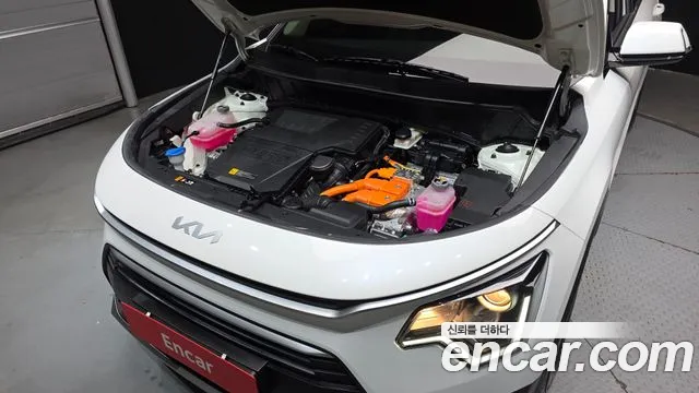 Kia Niro The All New — Фото автомобиля 9