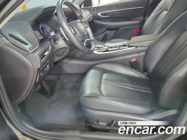 Hyundai Sonata — Фото автомобиля 19