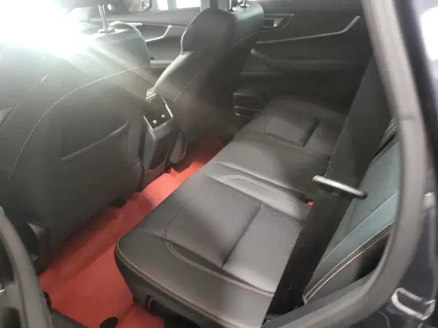 Chery Tiggo 8 — Фото автомобиля 11