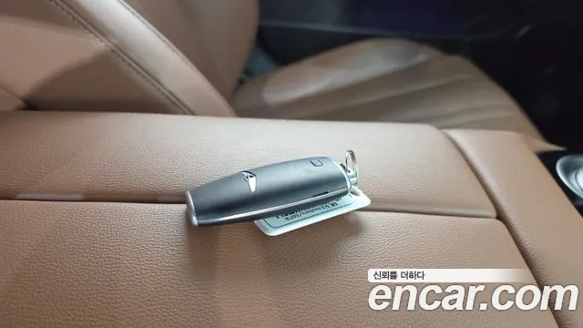 Genesis G80 Бензин 2.5 турбо AWD — Фото автомобиля 14