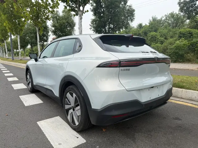 Deepal Shenlan S05 2024 510Ultra Pure Electric Version — Фото автомобиля 9