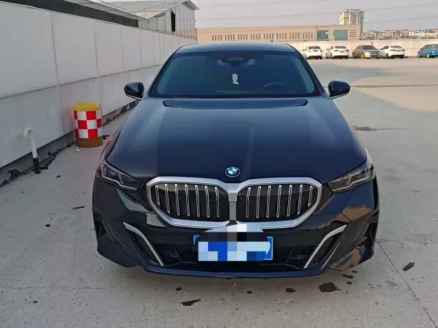 BMW X3 — Фото автомобиля 2