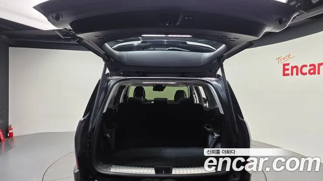 Hyundai Santafe Santa Fe (MX5) Бензин 2.5T 4WD — Фото автомобиля 20