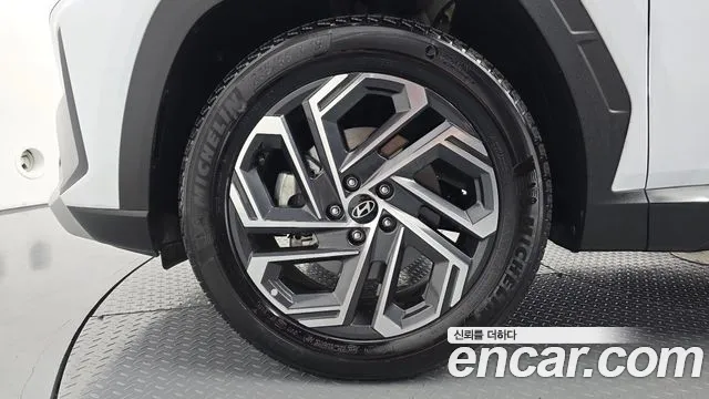 Hyundai Tucson Новый Tucson (NX4) Бензин 1.6 турбо 2WD — Фото автомобиля 5