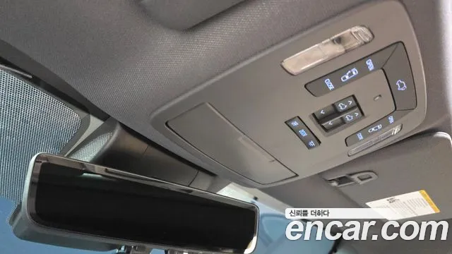 Toyota Sienna — Фото автомобиля 23