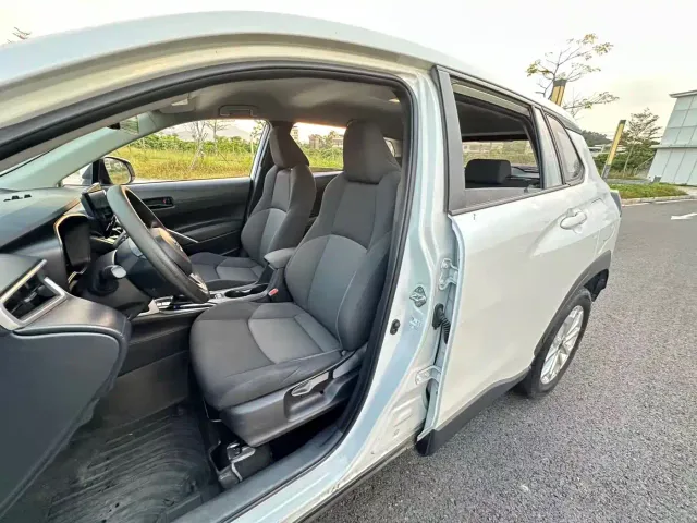 Toyota Frontlander — Фото автомобиля 10