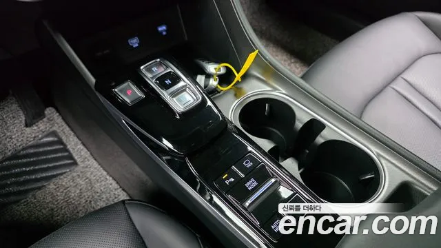 Hyundai Sonata — Фото автомобиля 12