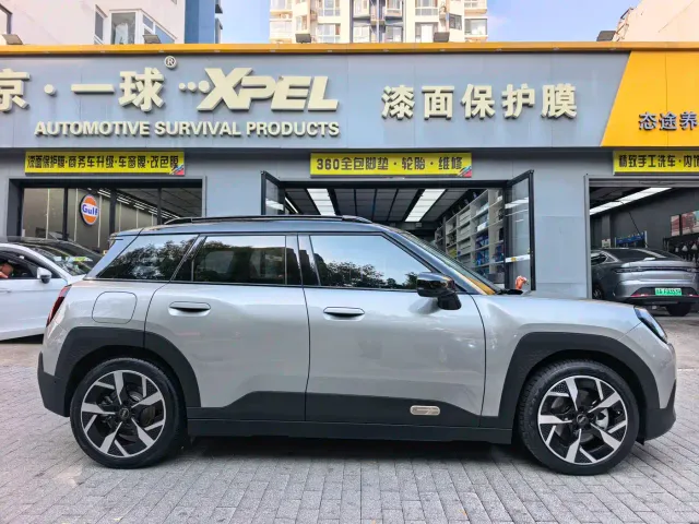 MINI Electric ACEMAN — Фото автомобиля 5