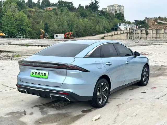 Geely Galaxy L6 — Фото автомобиля 8