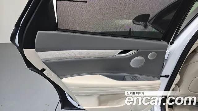 Genesis G80 Бензин 2.5 турбо 2WD — Фото автомобиля 23
