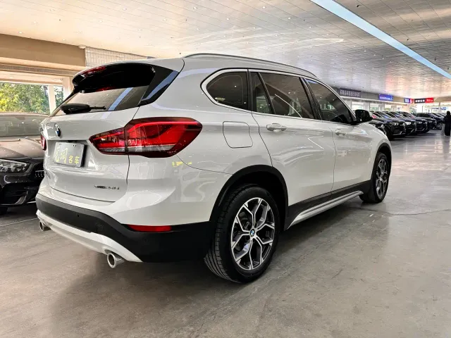 BMW X1 — Фото автомобиля 15